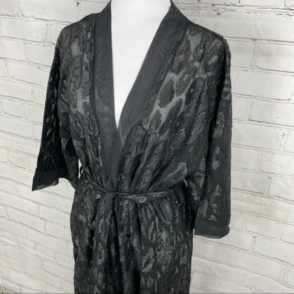 EXPRESS Black Burn Out Leopard Kimono One Size - Picture 6 of 16